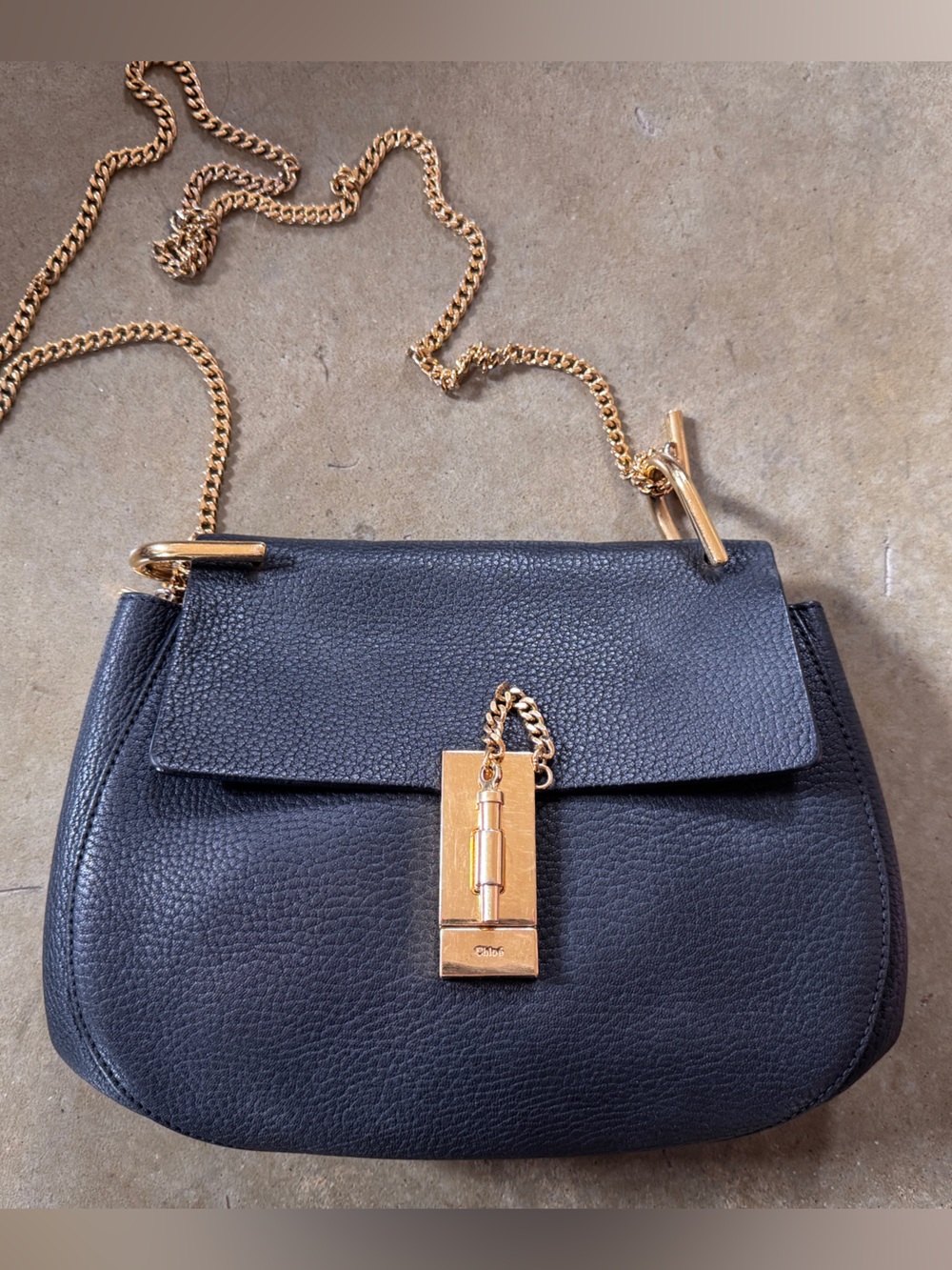 Auth Chloe Black Drew Leather Shoulder Bag with Gold Chain